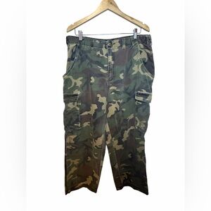 Vintage Men's Camouflage Cargo Pants - Green & Brown